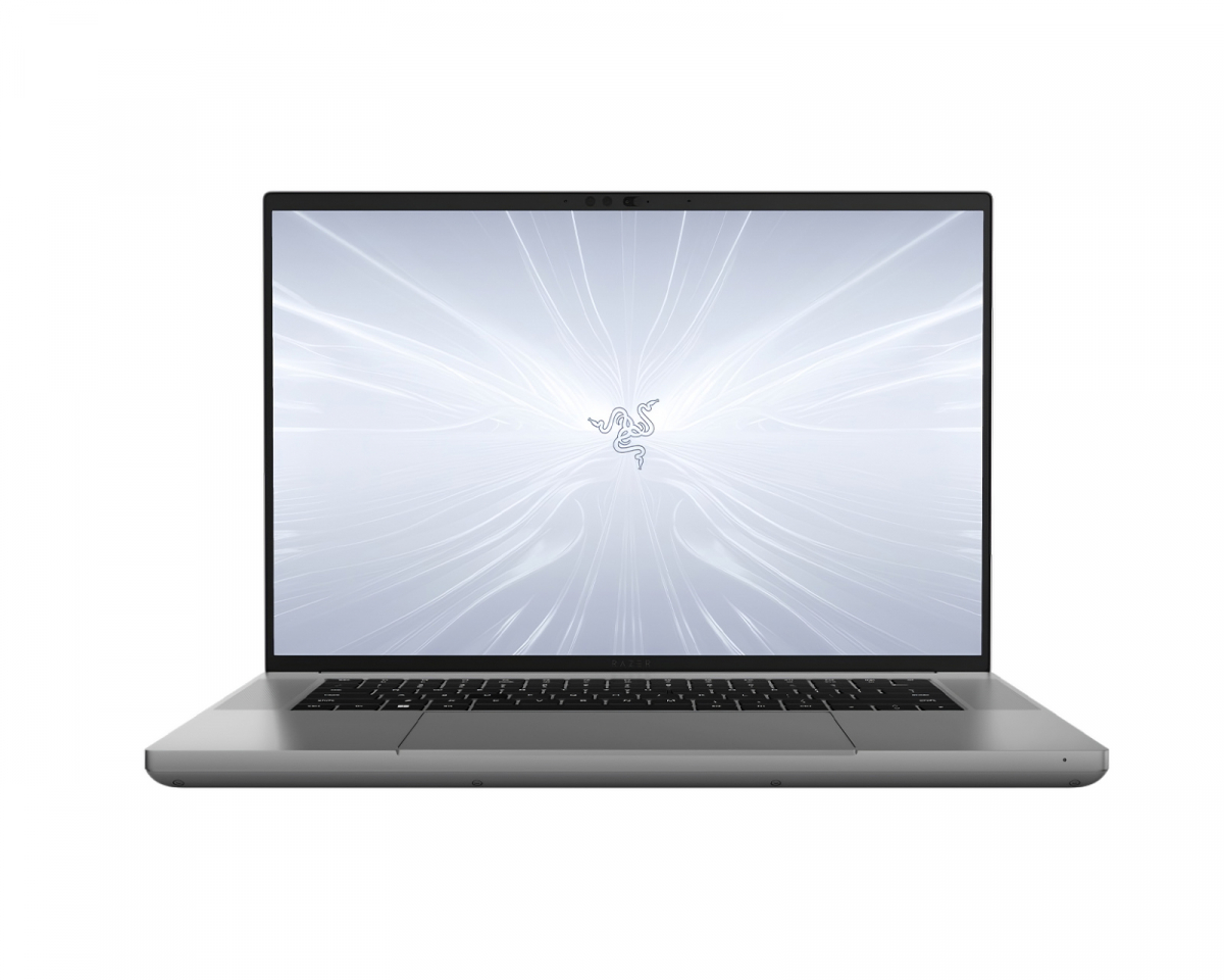Razer Blade 16" RTX 4070 Core i9 16GB 2TB 240Hz - Mercury
