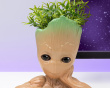 Marvel Groot Pen Plant Pot - Groot Kynäteline & Kukkaruukku