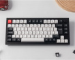 Q1 HE ISO RGB Hotswap Näppäimistö [Nebula] - Musta