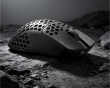 M6 Langaton Carbon Fiber -pelihiiri - Musta