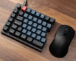 Q11 Hotswap Knob Split ISO Näppäimistö - Musta [Gateron G Pro Red] (DEMO)